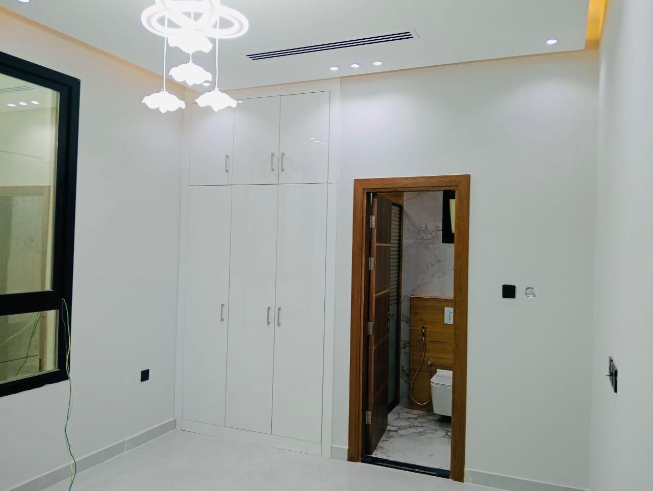 The Ready Luxurious style Executive villa for sale in al helio 2 Ajman near main road.