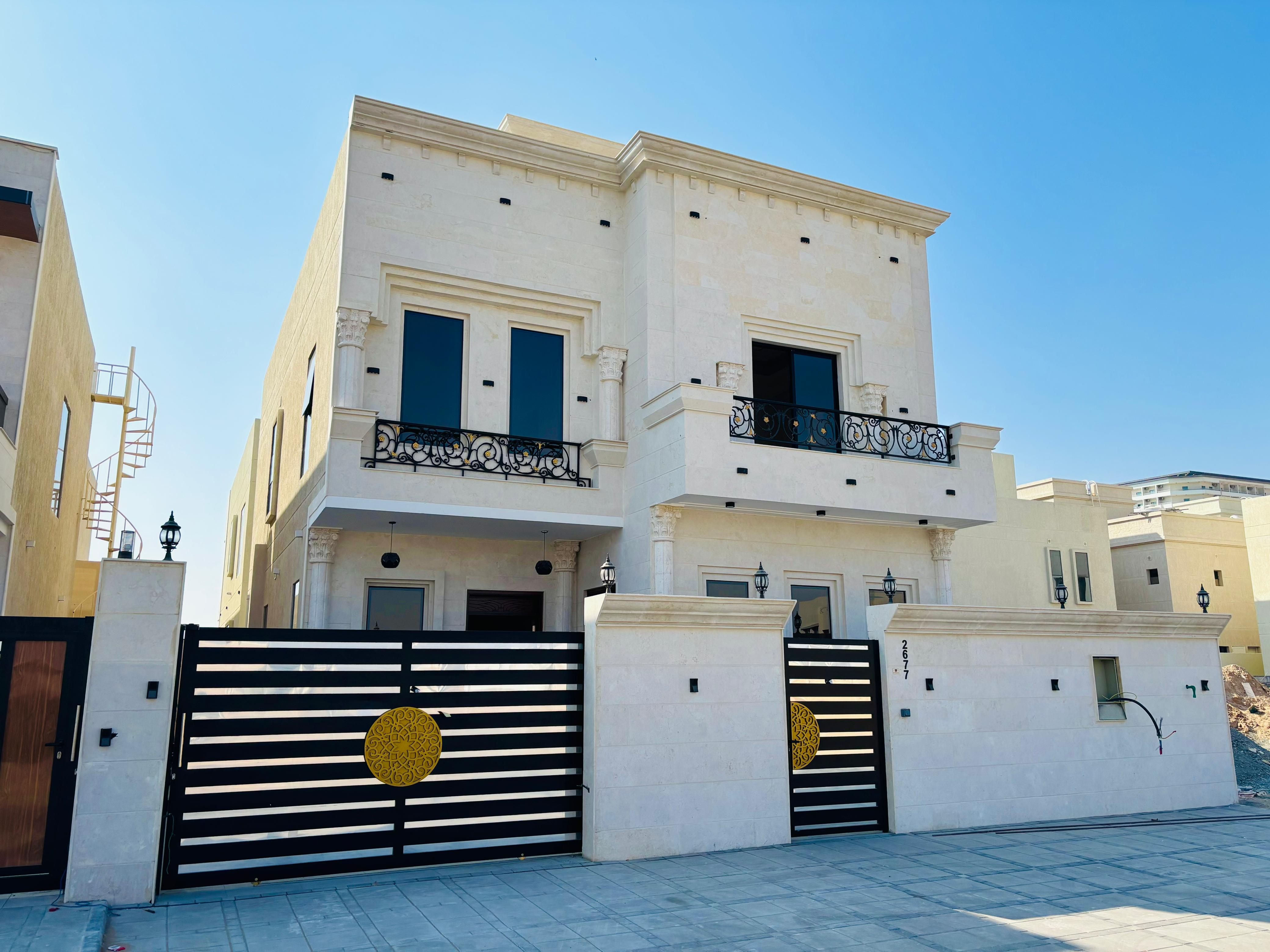 Villa for sale🏡 📍*Ajman Helio2 🏗 *Land area 3014 *👣The registration fee is included