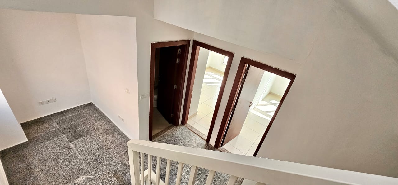 For Sale: Cozy 4-Bedroom Villa2,230 sq ft (Townhouse) at Begonya