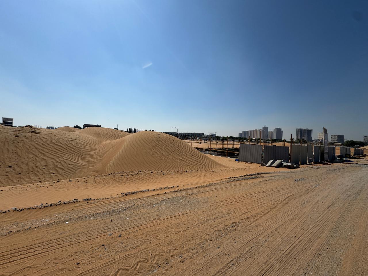 FREE TRANSFER RESIDEDTIAL PLOT FOR SALE IN AL HELIO 2 .ON MAIN ROAD Plot Size: 3014 Sq. Ft.