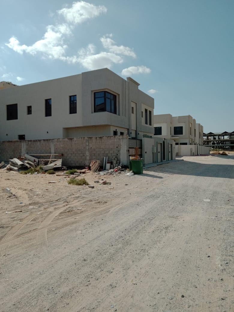 Plot for Sale in Al Zahyaa good location with out registration fees only for you 500 k final price.