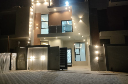 For sale, a new townhouse villa, the first resident in Ajman, Al Zahyaa