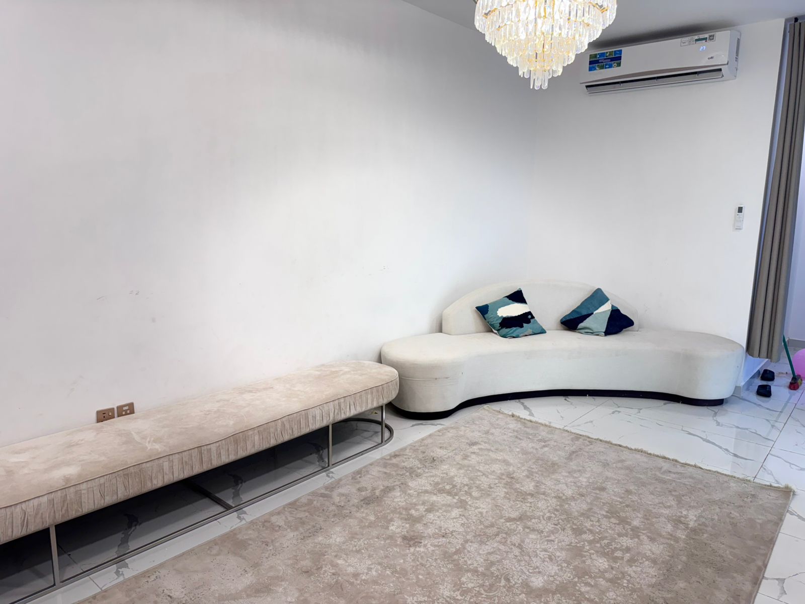 The Modern Design Townhouse well Furnished villa available for rent in Al Zahya Ajman