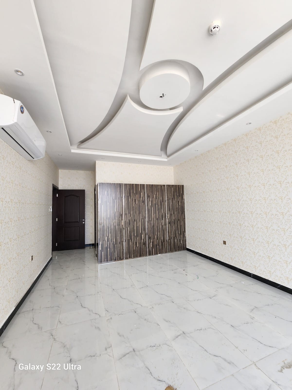 The luxury Executive Villa Ready for rent in (AL Yasmen).