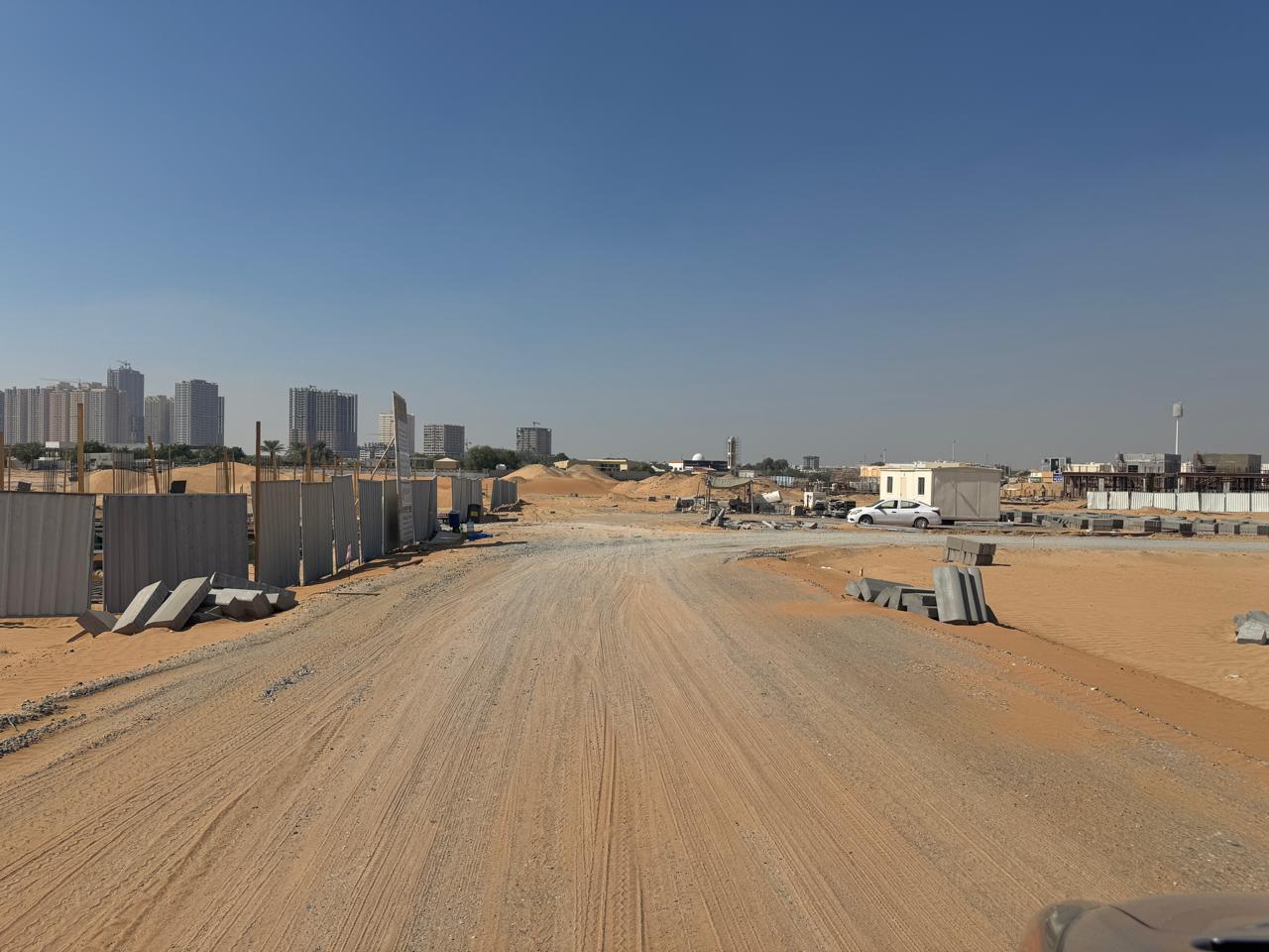 FREE TRANSFER RESIDEDTIAL PLOT FOR SALE IN AL HELIO 2 .ON MAIN ROAD Plot Size: 3014 Sq. Ft.