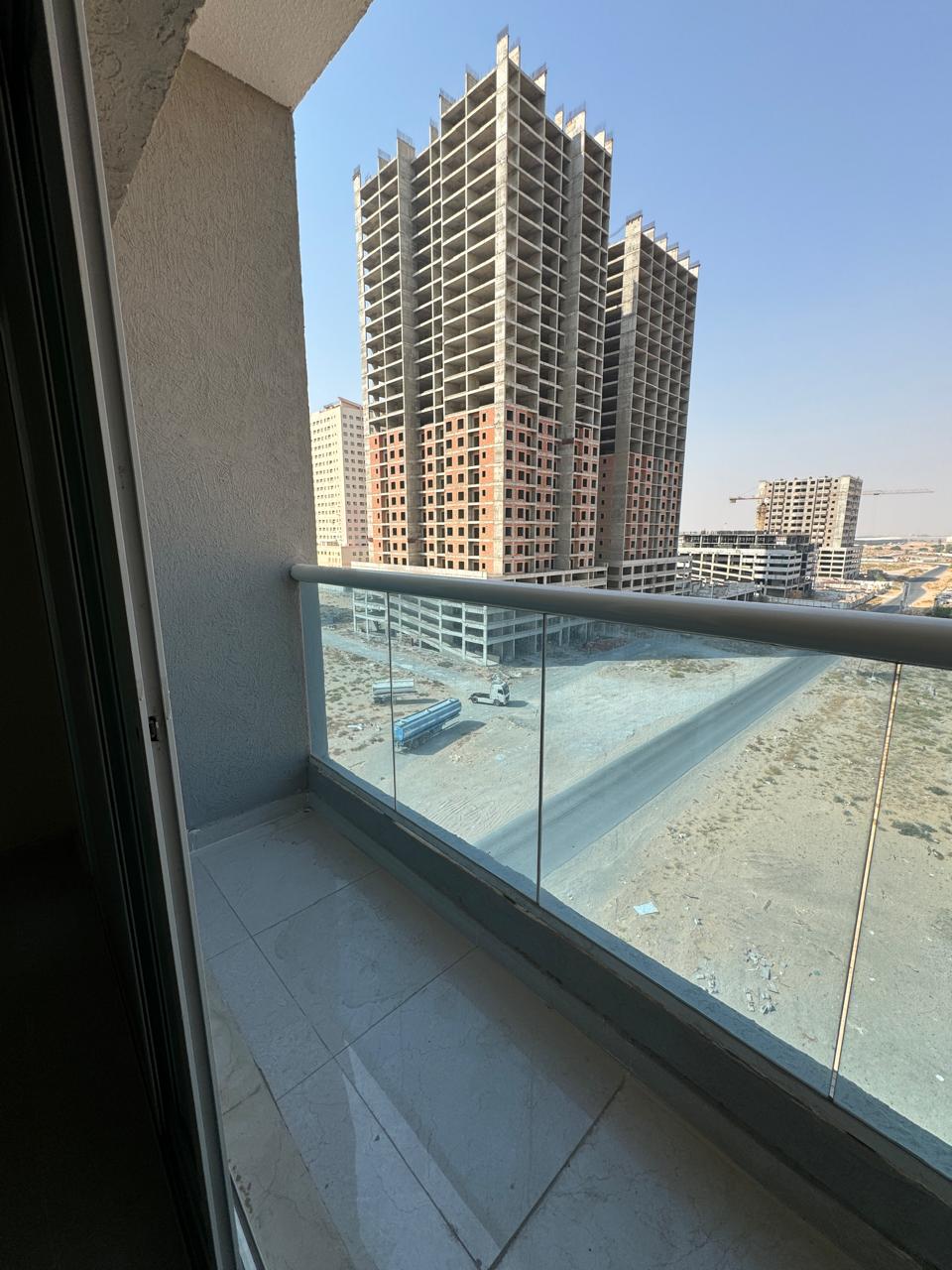 AMAZING APARTMENT AVAILABLE IN GULF TOWER!