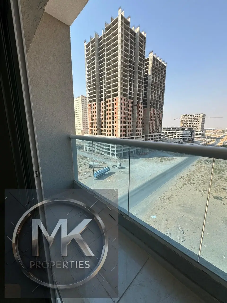 AMAZING APARTMENT AVAILABLE IN GULF TOWER PAY 221,719 NOW AND GET THE KEYS ULTRA CONVENIENCE.