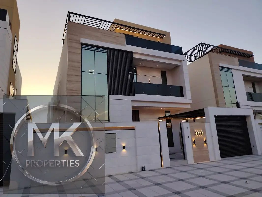 The luxury executive ready villa with swimming pool in Al Hellio 2