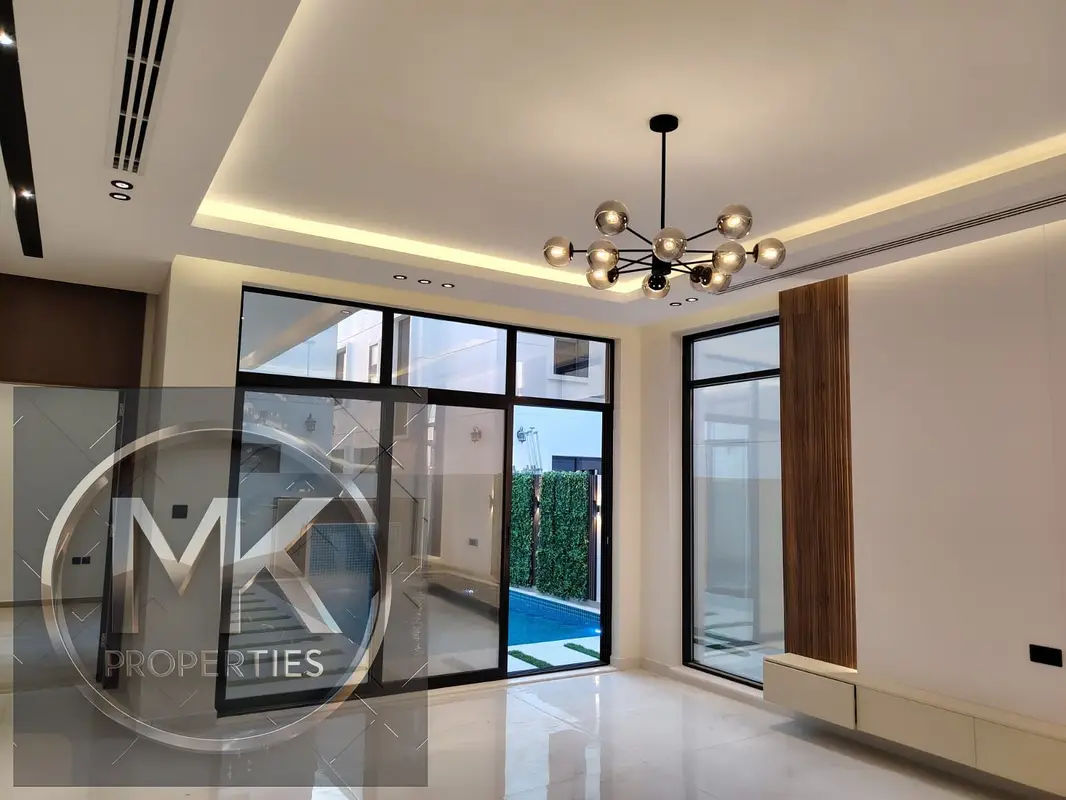 The luxury executive ready villa with swimming pool in Al Hellio 2
