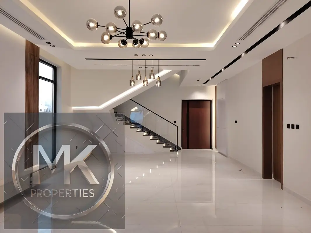 The luxury executive ready villa with swimming pool in Al Hellio 2