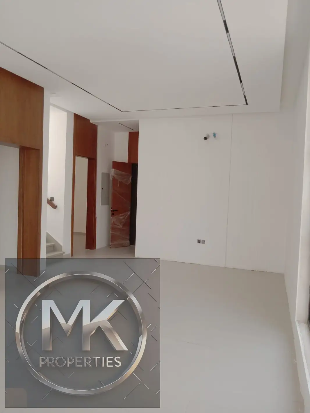 The Best Prime Location ready to move in Executive royal design Villa for sale in Al Yasmeen Ajman.
