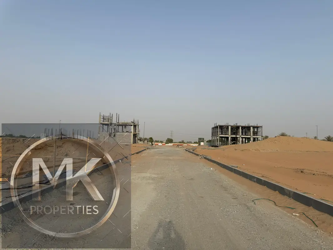 IN AL Helio center 1722 SQFT Super hot location Next to Main road Price 460k