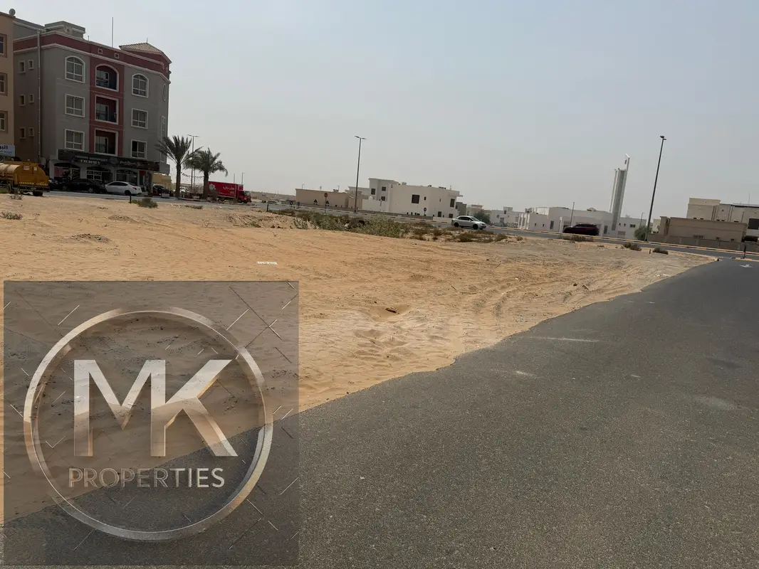Super Hot Location RESIDENTIAL / COMMERCIAL BUILDING PLOT( G+3) IN AL ALIA AJMAN ON ROAD.