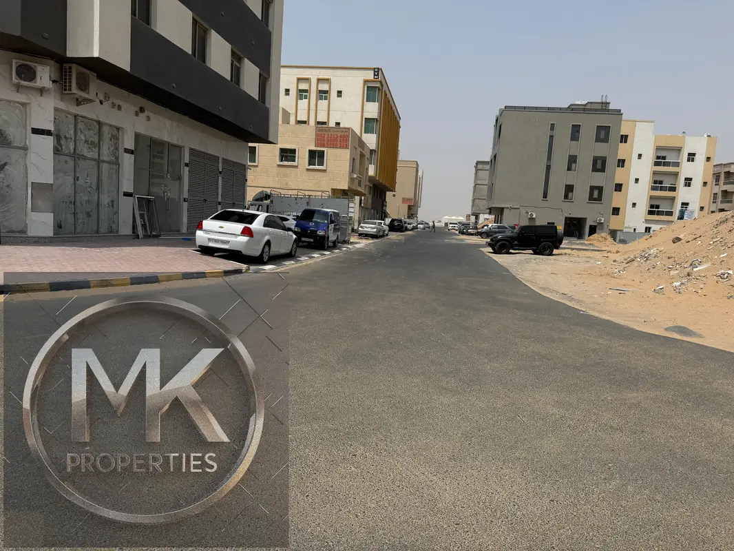Super Hot Location RESIDENTIAL / COMMERCIAL BUILDING PLOT( G+3) IN AL ALIA AJMAN ON ROAD.
