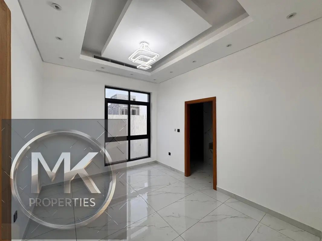 The Best Prime location in Al Hellio 2 Center Main road face 2 side corner villa available for sale