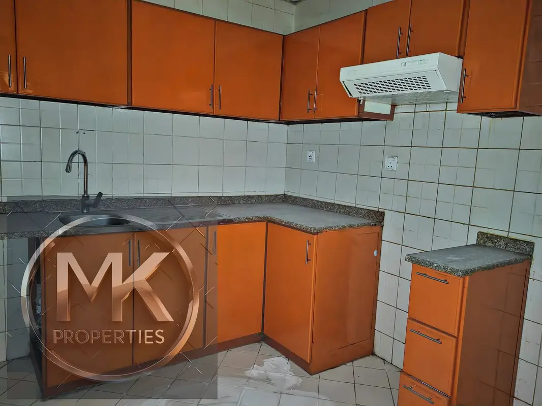 HOT OFFER" SPACIOUS OPEN VIEW 3 BHK IN LAVENDER TOWER (WITH PARKING) SPACIOUS, ELEGANT & AFFORDABLE.