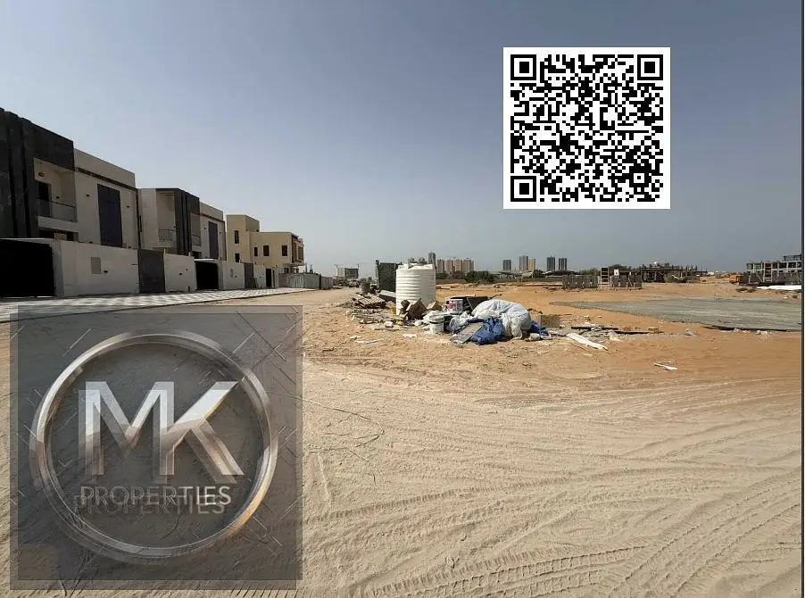 Excellent Location ON ROAD TOWN HOUSE PLOT FOR SALE IN HELIO CENTER 1722 SQFT