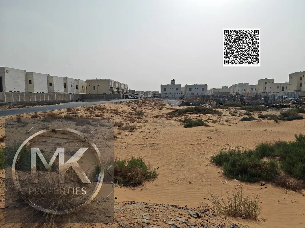 HOT DEAL LAND G+2 PLOT TOGETHDER IN YASMEEN 280 SQMT.