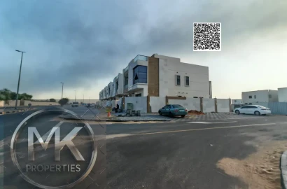 OWN YOUR DREAM VILLA / On Main Road / Brand New / 2 Side Corner / 18 Metter Parking Space / Luxurious Style Executive