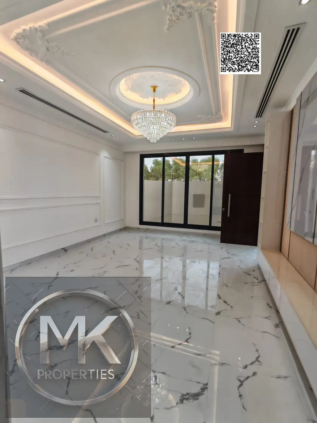OWN YOUR DREAM VILLA / On Main Road / Brand New / 2 Side Corner / 18 Metter Parking Space / Luxurious Style Executive