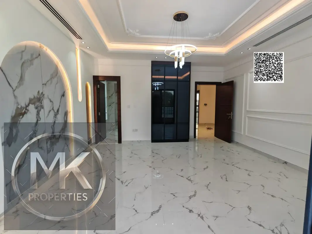 OWN YOUR DREAM VILLA / On Main Road / Brand New / 2 Side Corner / 18 Metter Parking Space / Luxurious Style Executive