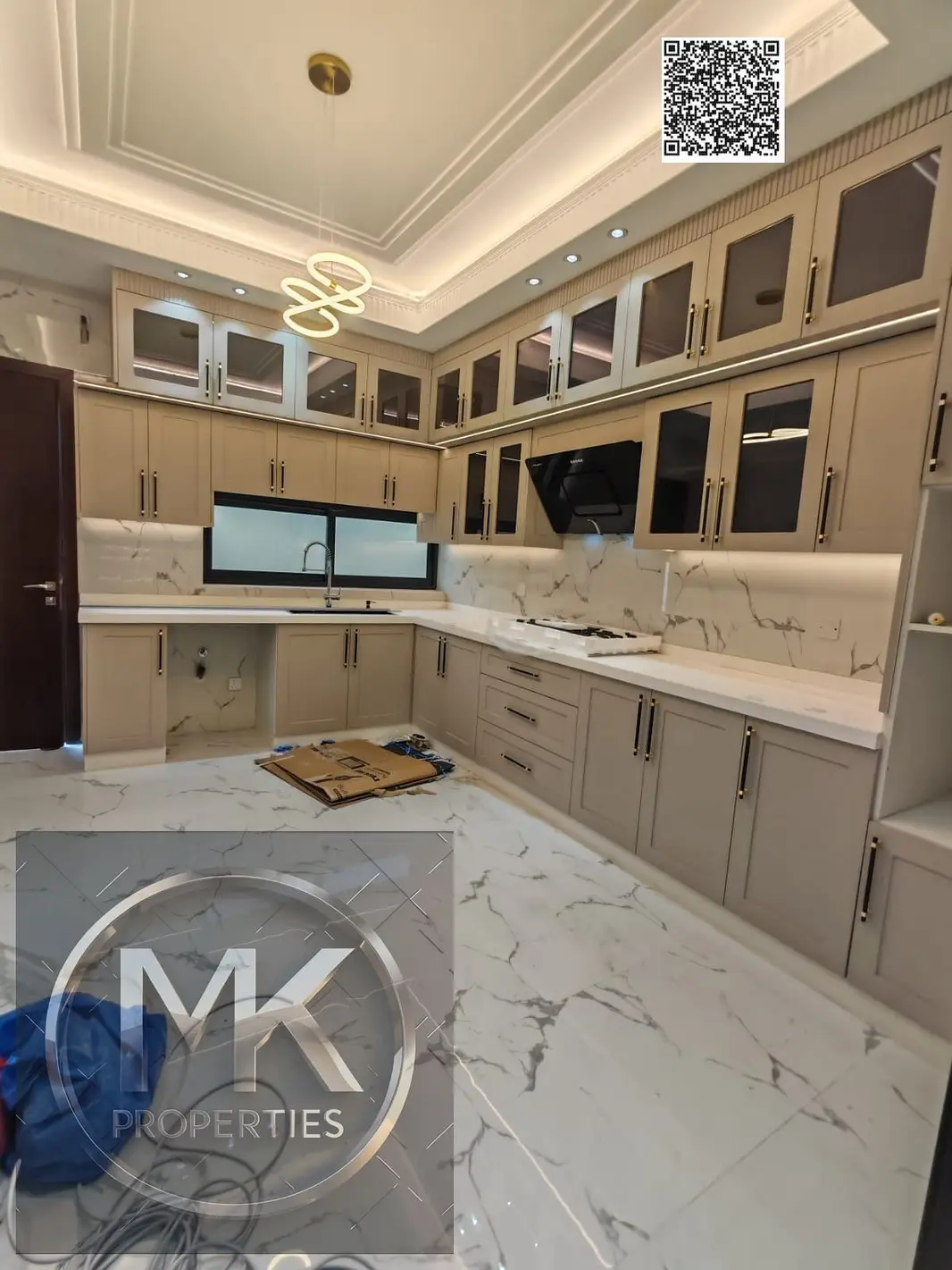 OWN YOUR DREAM VILLA / On Main Road / Brand New / 2 Side Corner / 18 Metter Parking Space / Luxurious Style Executive