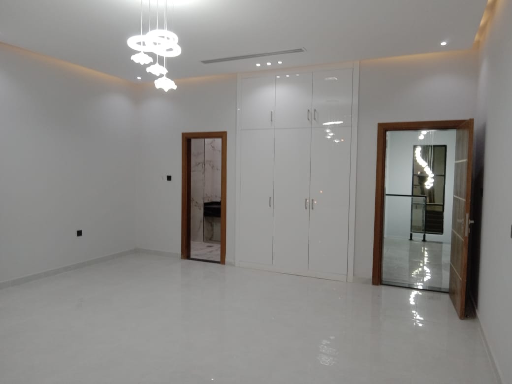 Al Hellio 2 near main road Luxury Design villa ready for sale.