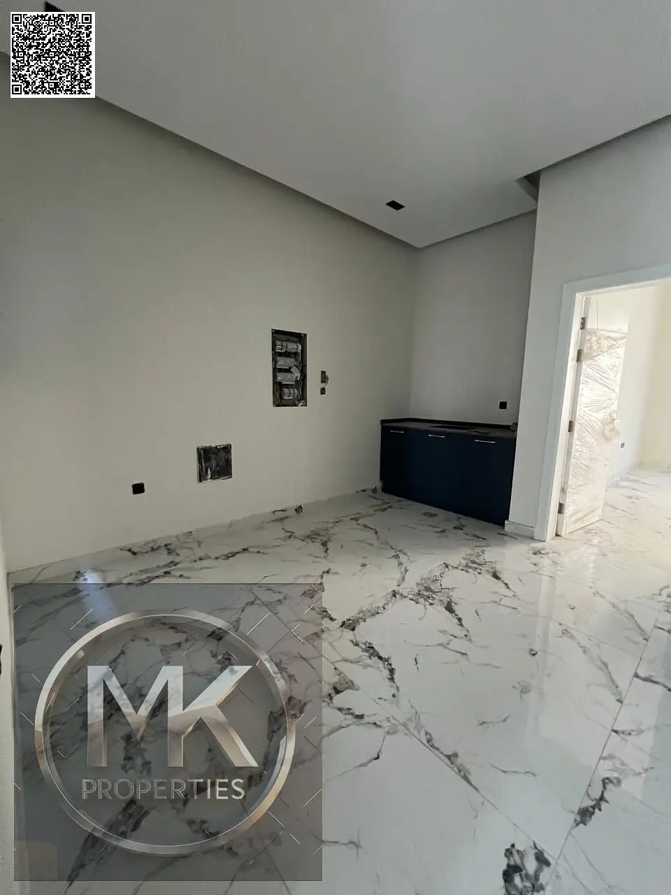 The Brilliant Royal Desing Main Rode facing Townhouse FOR SALE IN AL ZAHYA AJAMN