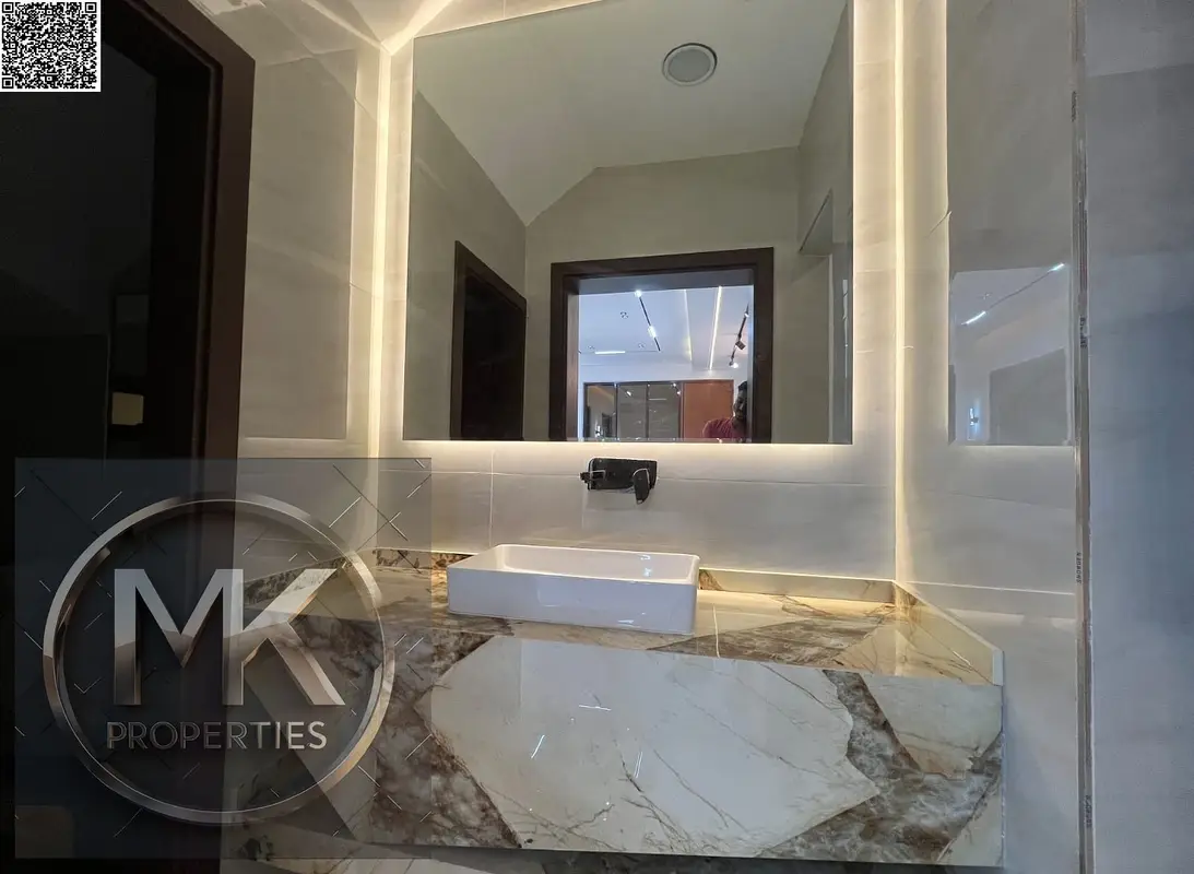 Modern Villa | 5 Master BR | | Freehold