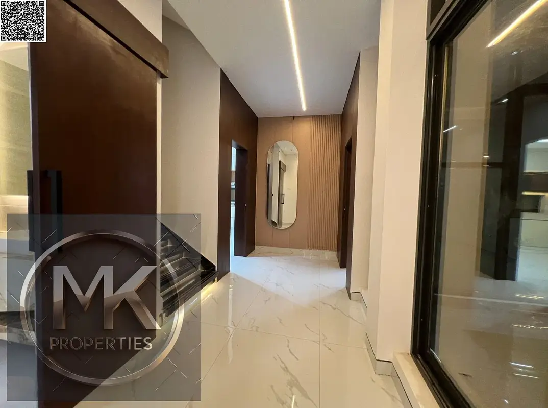 Modern Villa | 5 Master BR | | Freehold