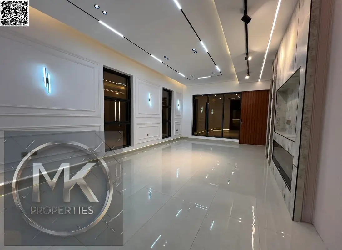 Modern Villa | 5 Master BR | | Freehold