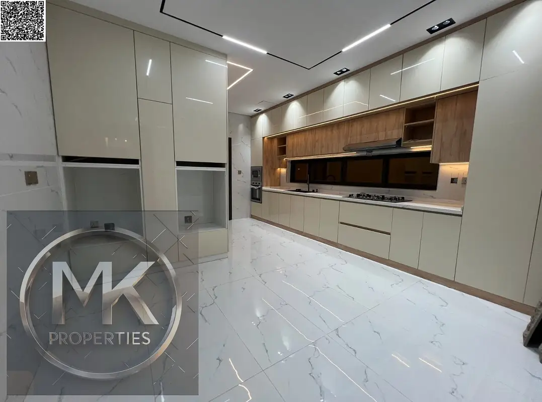 Modern Villa | 5 Master BR | | Freehold