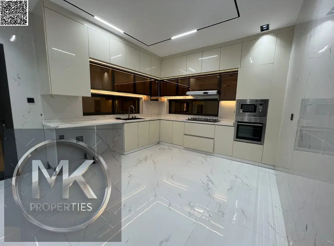 Modern Villa | 5 Master BR | | Freehold
