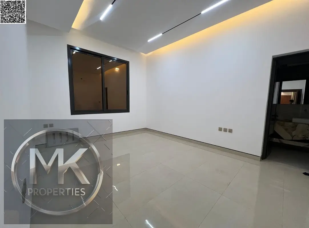 Modern Villa | 5 Master BR | | Freehold