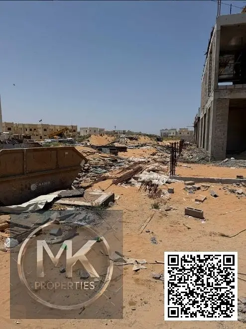 Distress Deal Plot For Sale IN AL HELIO 1 Prime location SIZE IS 5200.