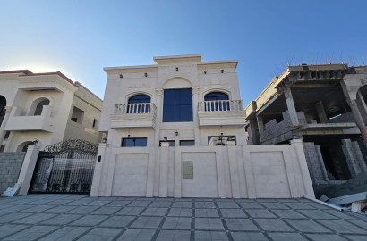 The luxury Executive Villa Ready for sela in al Helio Ajman The registration fee is included.