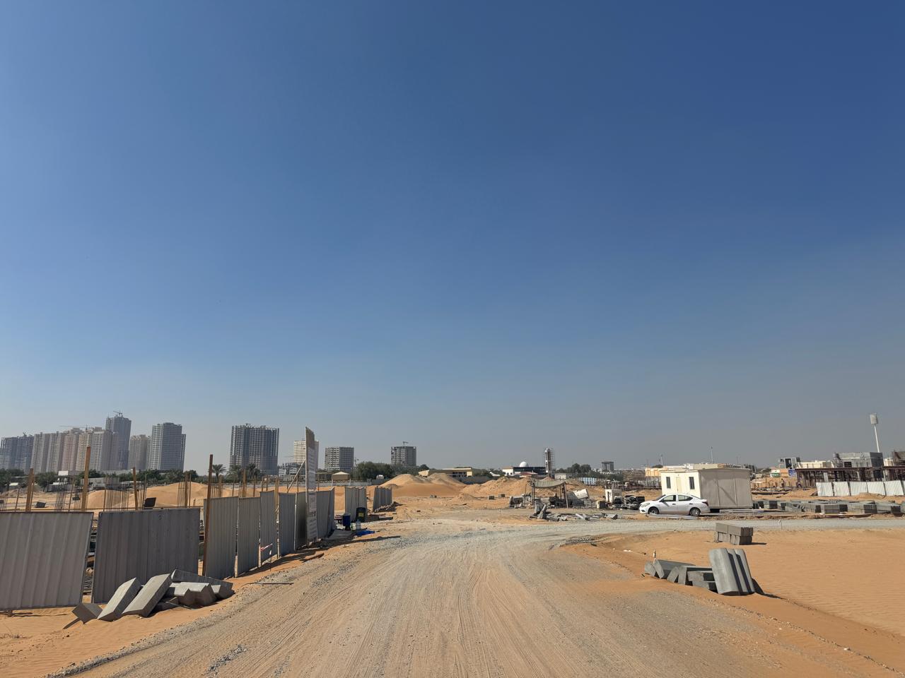 FREE TRANSFER RESIDEDTIAL PLOT FOR SALE IN AL HELIO 2 .ON MAIN ROAD Plot Size: 3014 Sq. Ft.