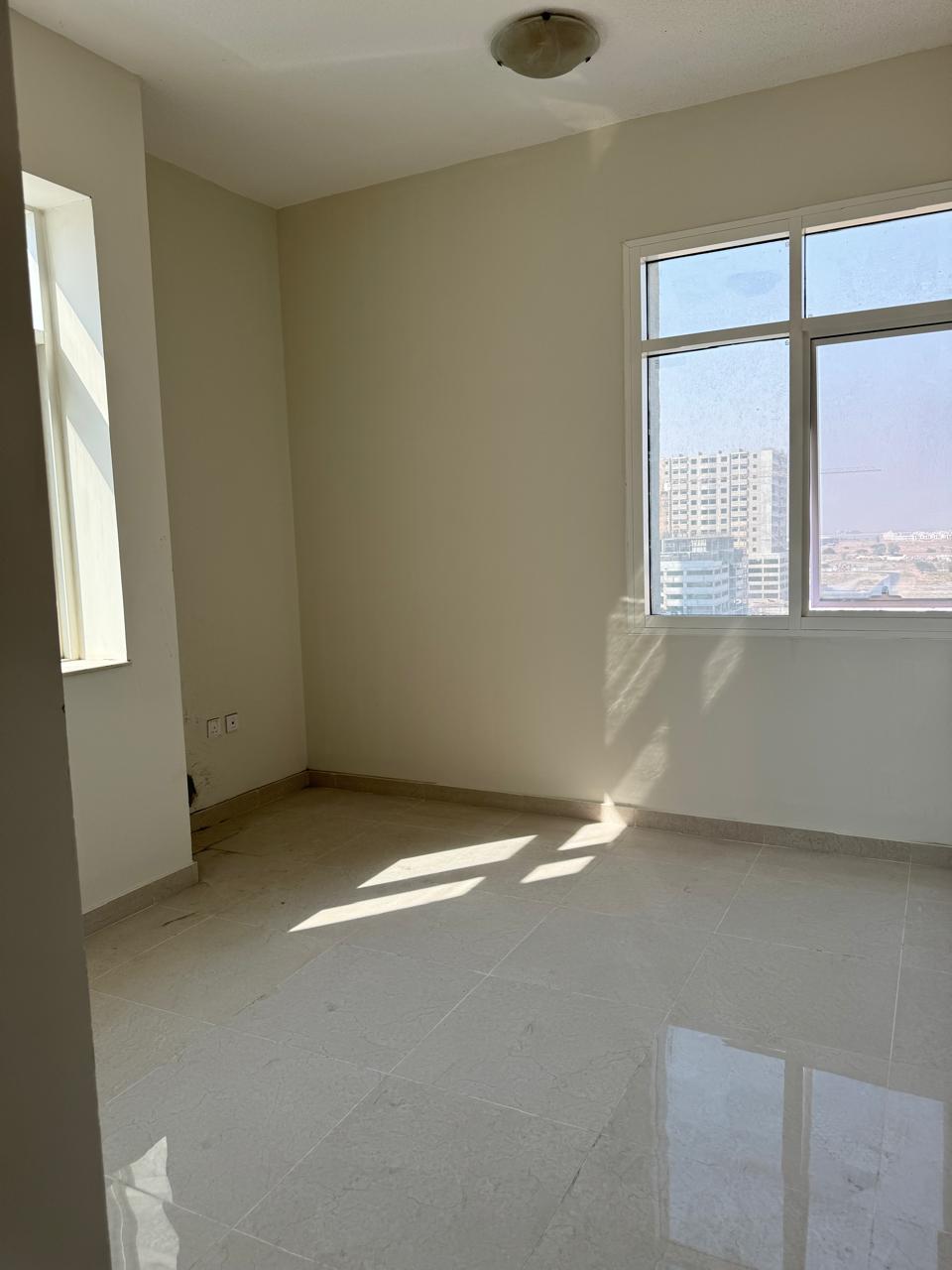 AMAZING APARTMENT AVAILABLE IN GULF TOWER!