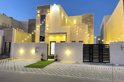 Al Hellio 2, Prime Location Residential luxury executive ready villa for sale in Attractive price