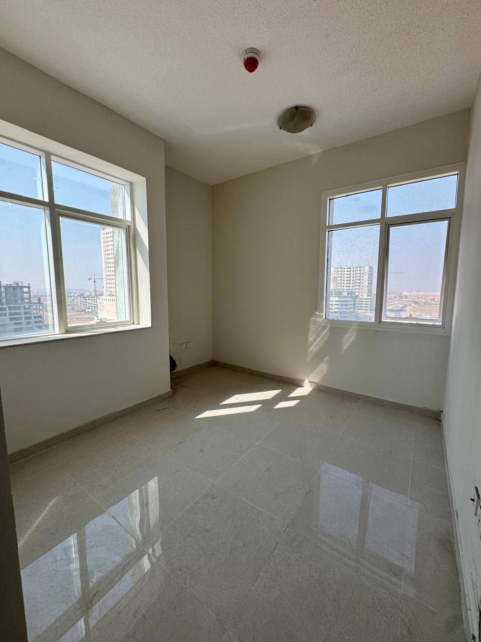 AMAZING APARTMENT AVAILABLE IN GULF TOWER!