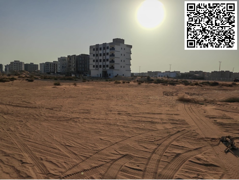 Corner Plot Commercial / Residential Size: 15,526 Sqft Permission: G+23.