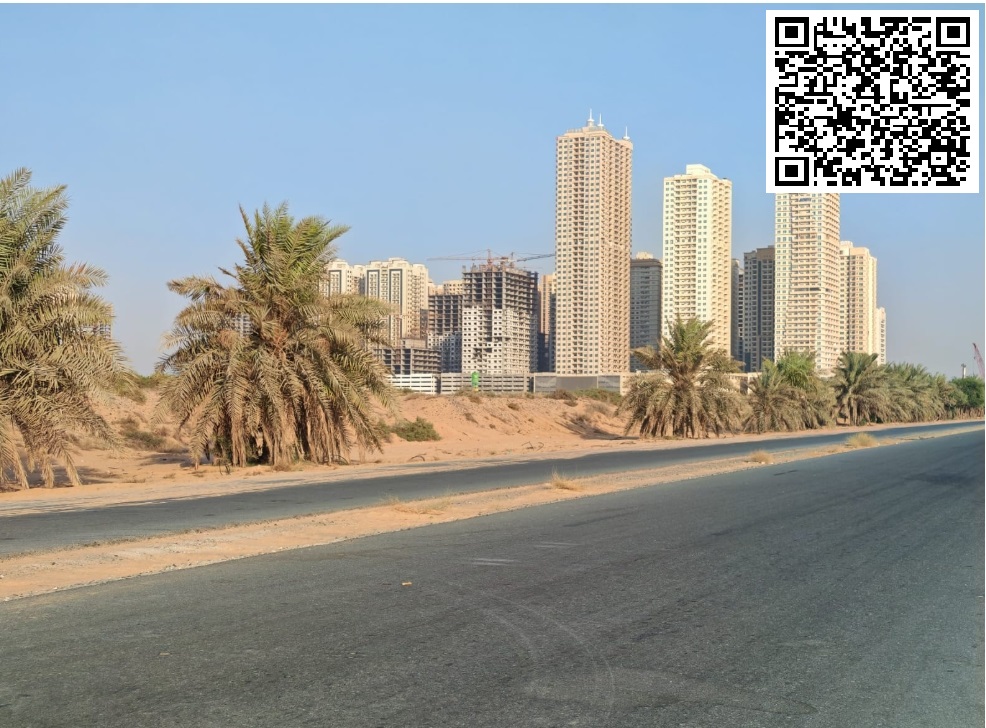 Corner Plot Commercial / Residential Size: 15,526 Sqft Permission: G+23.